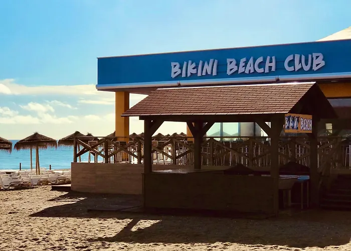Las Terrazas De Miramar, Castillo Beach